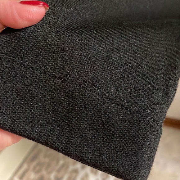 Jet by John Eshaya black heart relaxed fit pullover soft and cozy top sz SP - Picture 6 of 12